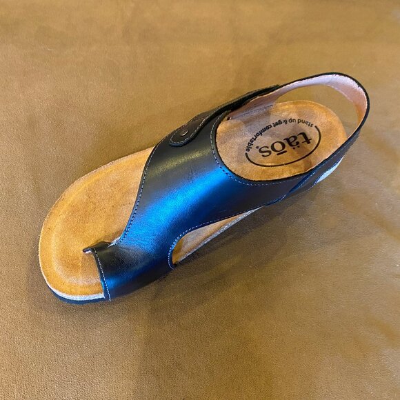 Taos Footwear Black and Tan Sandals - Picture 2 of 3